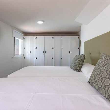 Villa Corralejo Bay Beachfront Corralejo By Holidays Home المظهر الخارجي الصورة