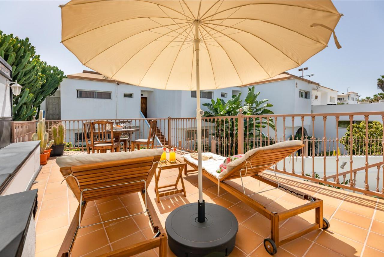 Villa Corralejo Bay Beachfront Corralejo By Holidays Home المظهر الخارجي الصورة