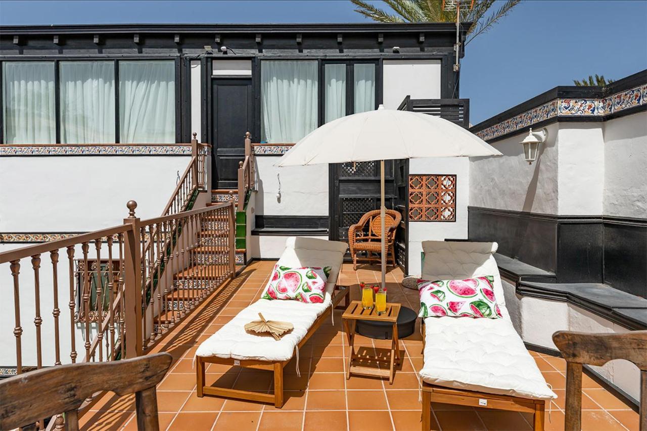 Villa Corralejo Bay Beachfront Corralejo By Holidays Home المظهر الخارجي الصورة